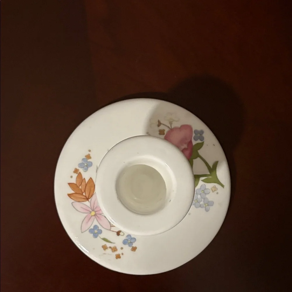 Wedgwood Meadow Sweet Bone China candle holder